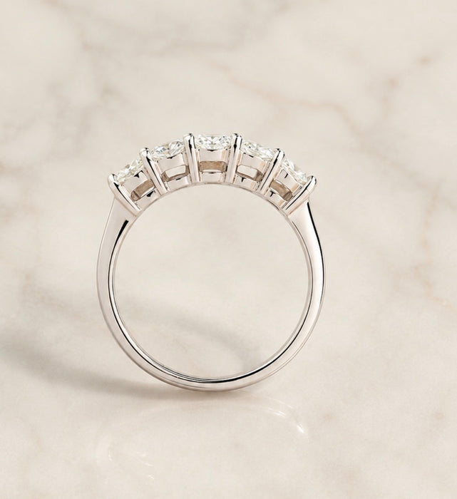 Round Brilliant 5 Stone Diamond Band