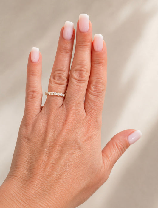 Round Diamond Eternity Band