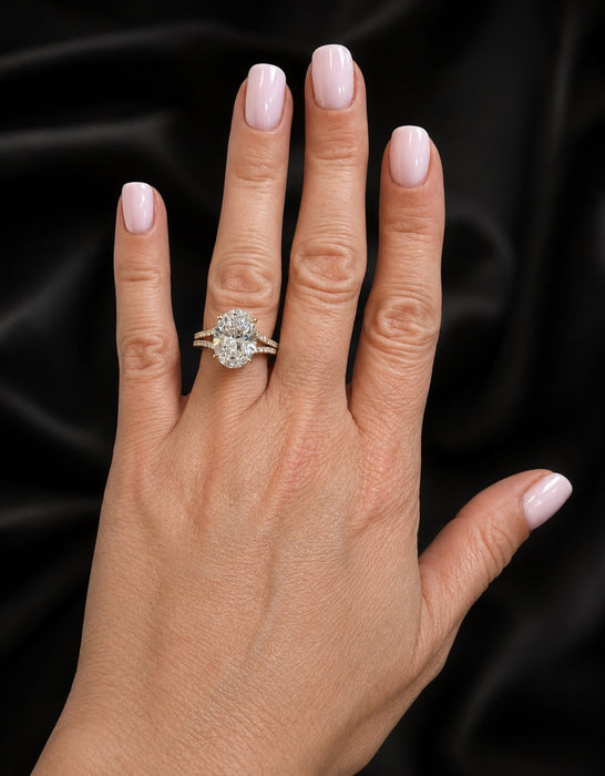 5.86ctw Oval Cut Stone Diamond Ring